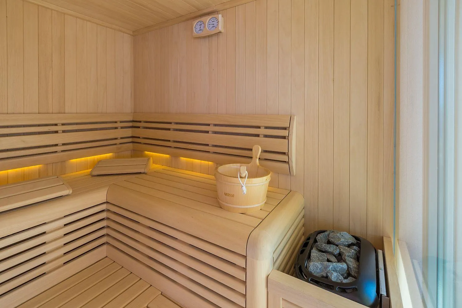 Bezauberndes Studio Nur 100 Meter Zum Strand Mit Sauna, Whirlpool, Meerblick, Wifi Dramalj